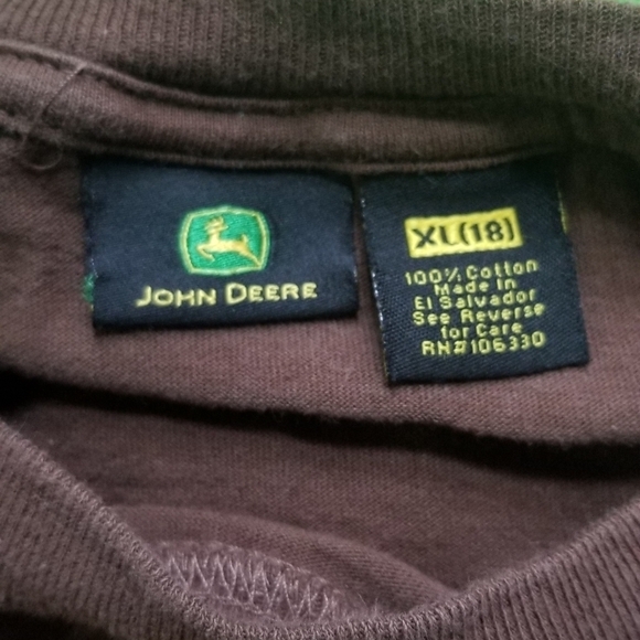 John Deere Long Sleeve Layered Tee. Boys Size 18 XL. Brown with Signature Emblem - Picture 4 of 4
